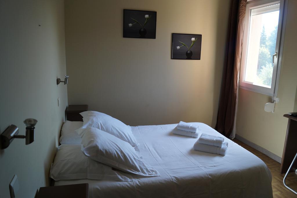 Le Bistrot D'Orange Otel Dış mekan fotoğraf